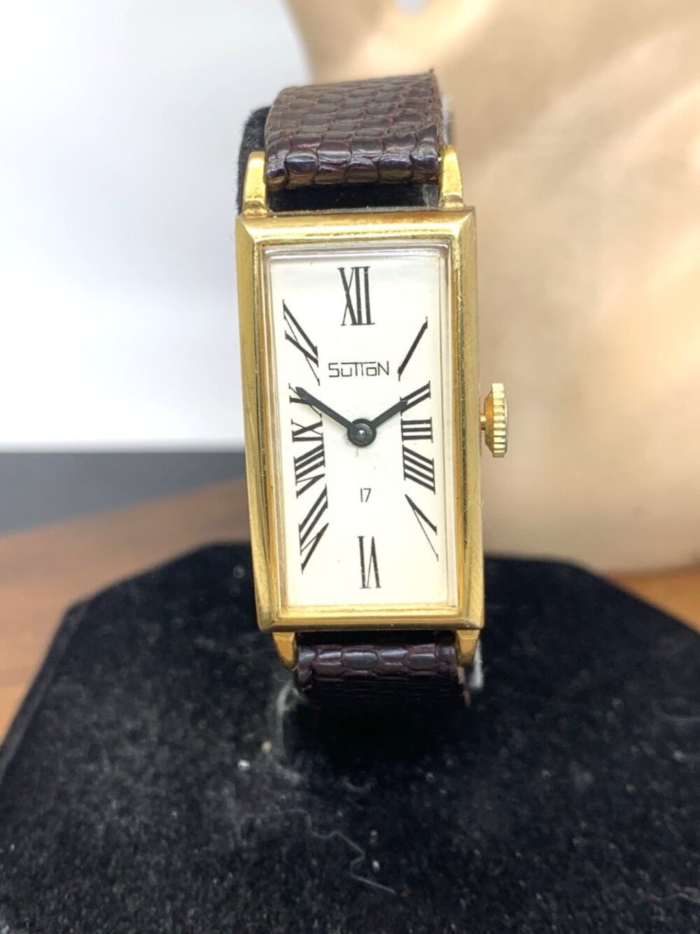 Sutton Watch Vintage Swiss Mechanical Cream Dial Brown Leather Strap Tank 18mm